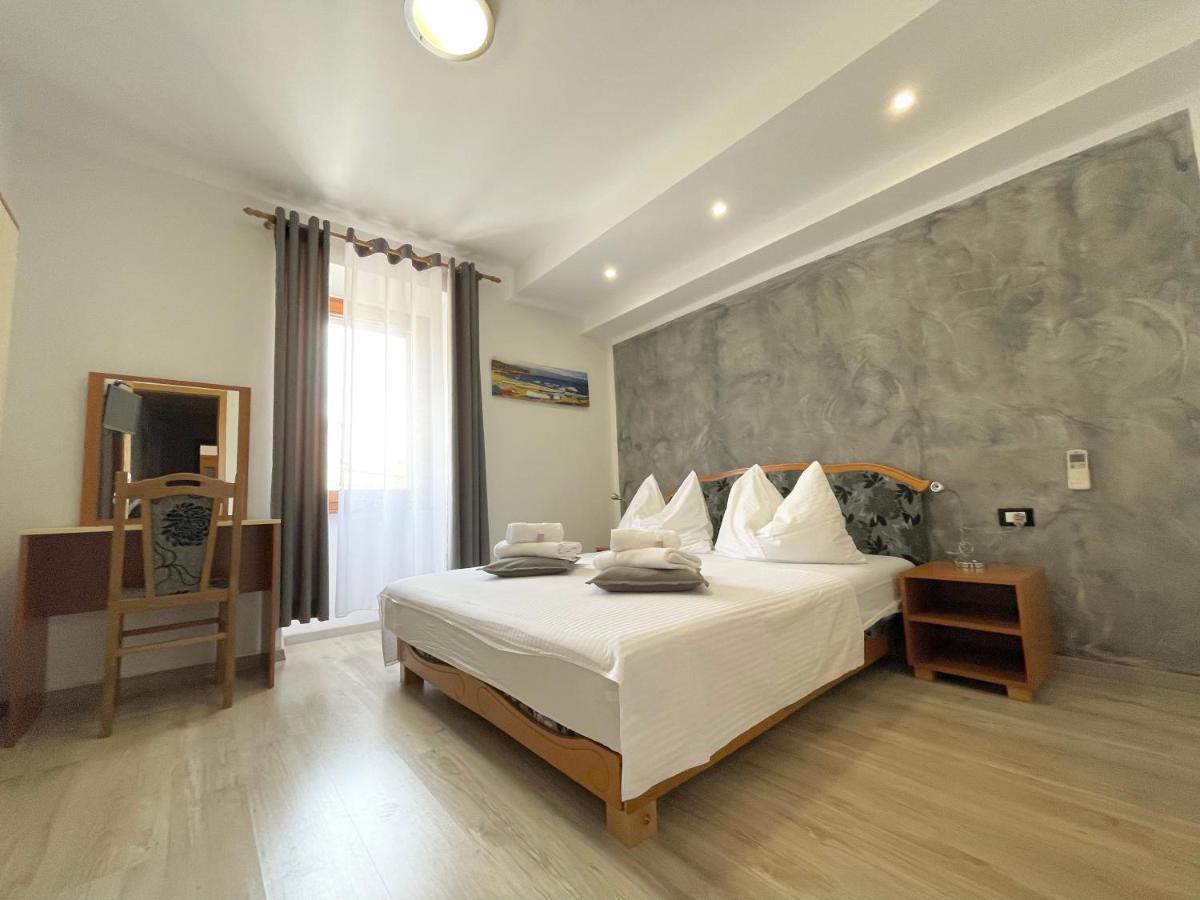 Rooms Valentino بوريتش المظهر الخارجي الصورة